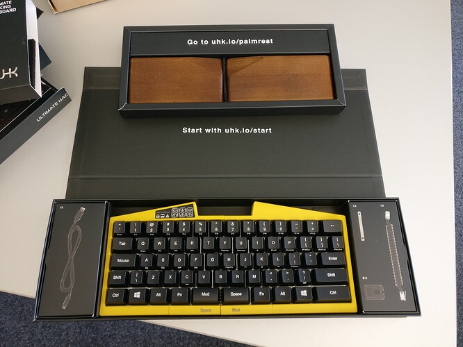 Unboxing UHK60v1 in mustard case, wooden palm rests